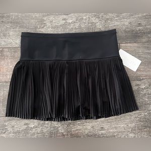 NWT, Athleta A-Game Mesh Skort 13.5”, color Black, size Large.